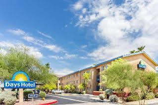 Days Inn Mesa Country Club Exterior photo